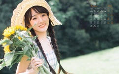 少年男妓被迫张开腿供人玩弄